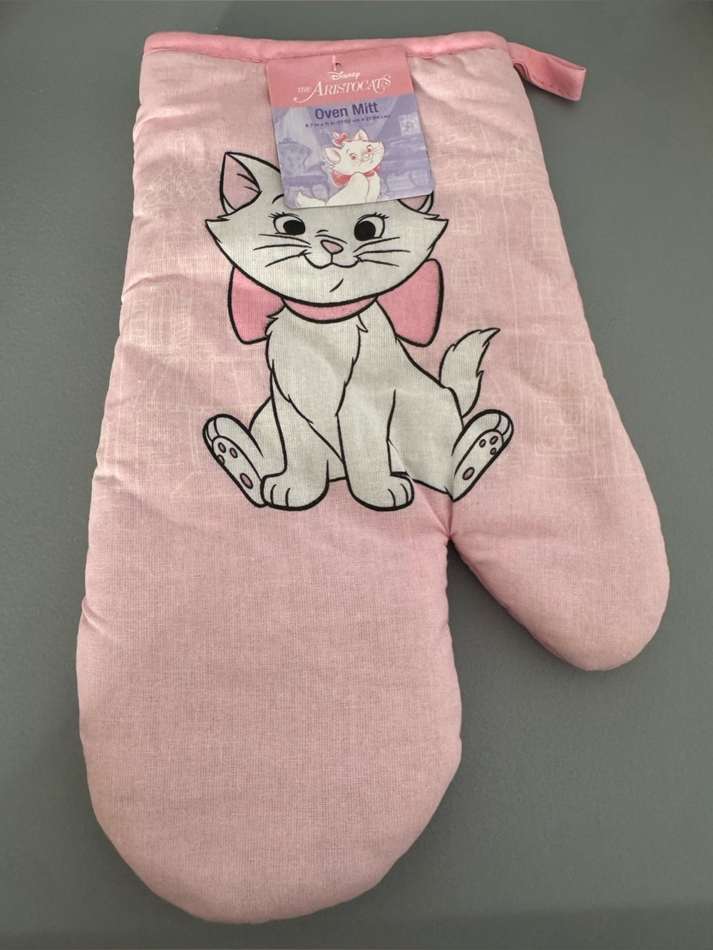Disney Pink Marie Cat Oven Mitt pastel pink linens baking